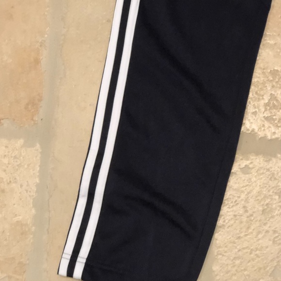 🆕 Adidas| Women’s Navy & White Stripe Pants - Picture 9 of 10